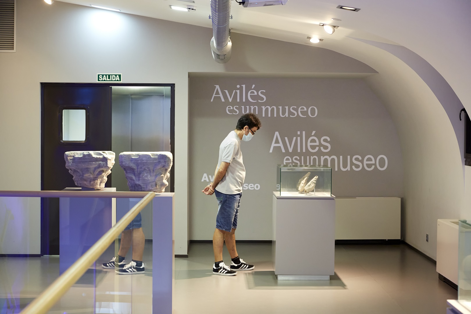 RENÉ. MHUA_resized.jpg